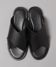 BEAMS F | L/UCCA × BEAMS F / 別注 レザー クロスサンダル(サンダル)