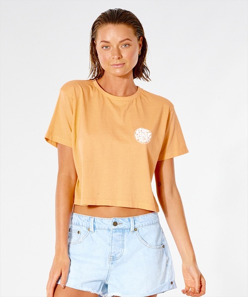 rip curl（リップカール）の「【RIP CURL リップカール】WETTIE ICON TEE II/ショート丈(短丈）バックプリントTシャツ（Tシャツ/カットソー・レディース・ゴールド/ブラック系その他/アクア/コーラル・SMALL/MEDIUM/LARGE）」の4枚目の写真