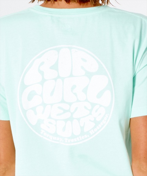 rip curl（リップカール）の「【RIP CURL リップカール】WETTIE ICON TEE II/ショート丈(短丈）バックプリントTシャツ（Tシャツ/カットソー・レディース・ゴールド/ブラック系その他/アクア/コーラル・SMALL/MEDIUM/LARGE）」の11枚目の写真