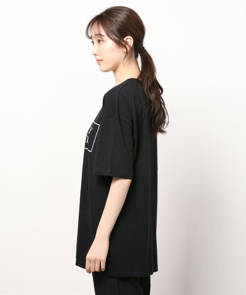 Figments（フィグメンツ）の「REMEMBER Tシャツ（Tシャツ/カットソー・レディース・ホワイト/ブラック・FREE）」の4枚目の写真