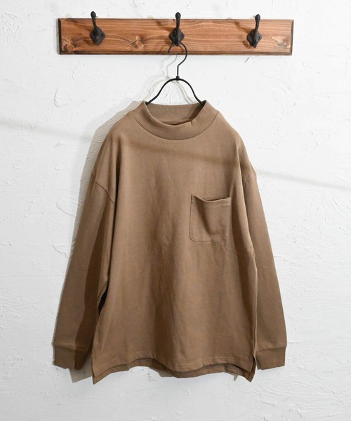 Ritzy(リッツィー)の「モックネックポケットロングTシャツ レディース メンズ(Tシャツ/カットソー・メンズ・チャコール/テラコッタ/ベージュ系その他/グリーン/サックスブルー/ホワイト/ブラック/ベージュ・MEDIUM/LARGE/X-LARGE)」の6枚目の写真