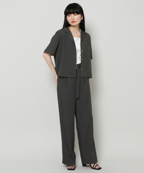 ALAND（エーランド）の「3.3Field Trip／BELTED SLACKS　2299895（スラックス・レディース・ブラック/カーキ/クリーム・FREE）」の4枚目の写真