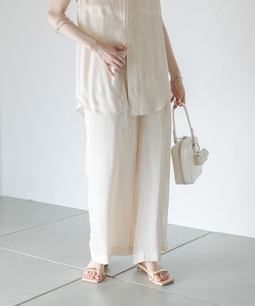 mystic(ミスティック)の「セットUPタックパンツ(その他パンツ・レディース・ネイビー/アイボリー・FREE)」の6枚目の写真