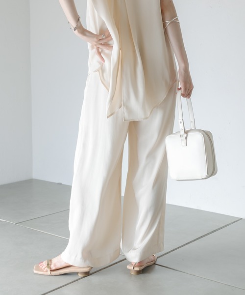 mystic(ミスティック)の「セットUPタックパンツ(その他パンツ・レディース・ネイビー/アイボリー・FREE)」の7枚目の写真