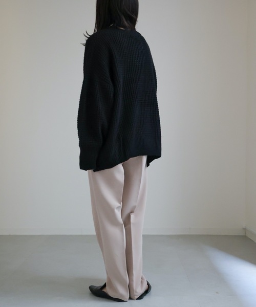sakishimatokyo（サキシマトーキョー）の「ぽこぽこワッフル透かしニット（ニット/セーター・レディース・パープル/オフホワイト/グレイッシュベージュ/ブラック/イエロー系その他・FREE）」の8枚目の写真