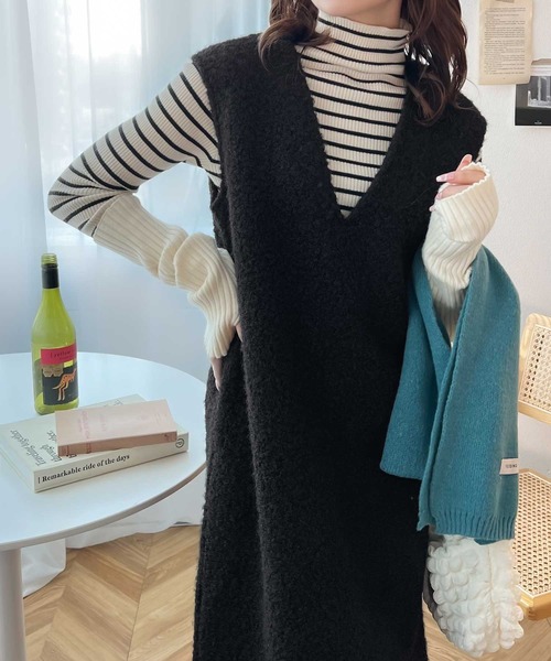 classicalelf（クラシカルエルフ）の「くるくる起毛がキュート。フェイクリングウールVネックジャンパースカート（ワンピース・レディース・ブラック/モカ/グレイッシュベージュ・SMALL/MEDIUM/LARGE/X-LARGE）」の17枚目の写真