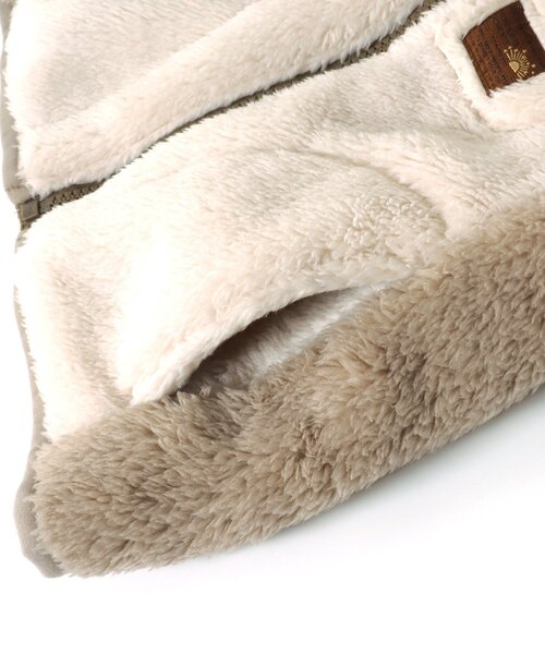 BREEZE（ブリーズ）の「ファーフリースベスト（ベスト・キッズ・チャコール/ピンク/アイボリー/レインボー・140/120/80/90/130/100/110）」の14枚目の写真