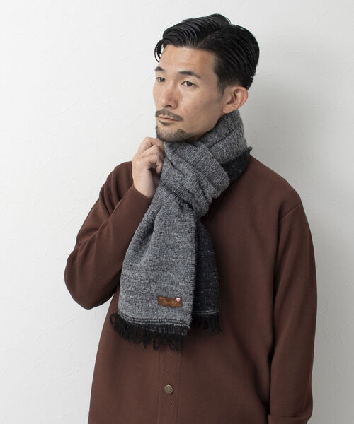 NOLLEY'S goodman（ノーリーズグッドマン）の「【Ca.Ma./カマ】別注 ブークレーストール ダブルフェイス（ストール/ショール・メンズ・グレー/オリーブ/グレイッシュブルー・FREE）」の13枚目の写真