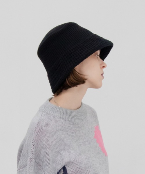 VACANCY（ヴァカンシー）の「バケットニットハット（ハット・レディース・ブラック/ベージュ・FREE）」の2枚目の写真