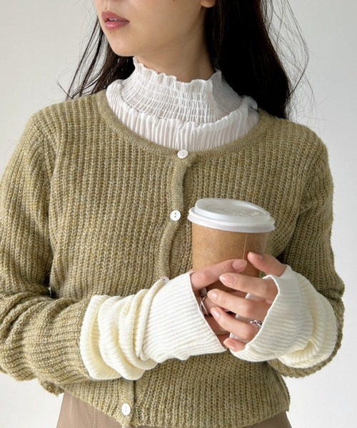 CLEA(クレア)の「カラーロング丈リブニットウォーマー(アームカバー・レディース・ホワイト/ブラック/ブラウン/レッド/ブルー/モカ/グリーン系その他・FREE)」の8枚目の写真