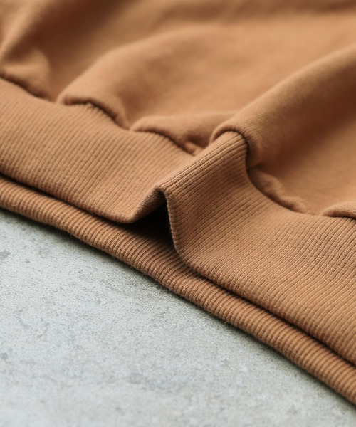 reca（レカ）の「スウェットアーチロゴトレーナー（スウェット・レディース・ブラウン/オートミール/ネイビー・FREE）」の15枚目の写真