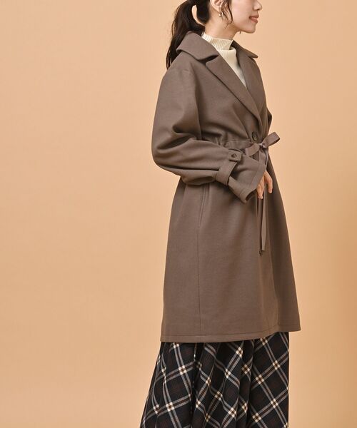 rps（アールピーエス）の「ウエストリボンチェスターコート（チェスターコート・レディース・ブラック/グレイッシュベージュ/モカ・M）」の17枚目の写真