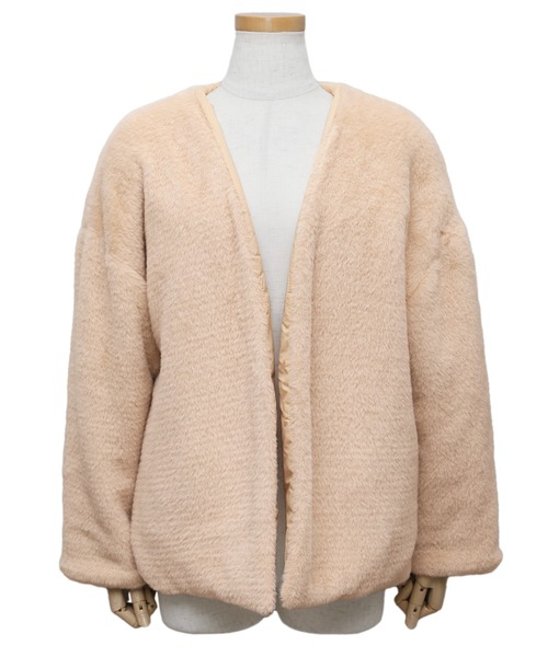 reca（レカ）の「リバーシブルノーカラーファーショートコート（ノーカラーコート・レディース・ベージュ・FREE）」の11枚目の写真