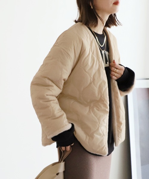 reca（レカ）の「リバーシブルノーカラーファーショートコート（ノーカラーコート・レディース・ベージュ・FREE）」の10枚目の写真