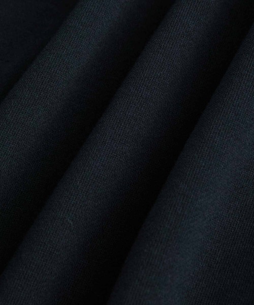 ADAM ET ROPE'(アダムエロペ)の「【WEB限定】《数量限定追加》ビッグカラー ハーフジップ ルーズスウェット / ユニセックス(スウェット・メンズ・ブラック/ネイビー/ホワイト系その他2・M/L)」の15枚目の写真