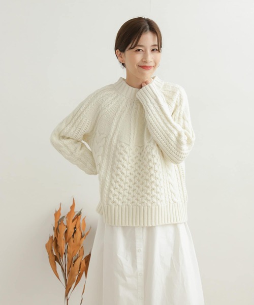 URBAN RESEARCH DOORS（アーバンリサーチドアーズ）の「ケーブルクルーネックニット（ニット/セーター・レディース・オフホワイト/ネイビー・MEDIUM）」の3枚目の写真