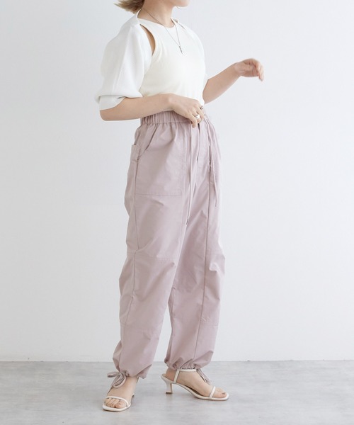 w closet（ダブルクローゼット）の「裾リボンカーゴパンツ（カーゴパンツ・レディース・ピンク/カーキ/ブラック/オフホワイト・FREE）」の11枚目の写真
