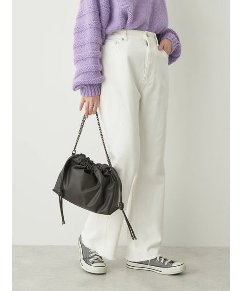 earth music&ecology（アースミュージックアンドエコロジー）の「マチ付きルーズデニムパンツ（デニムパンツ・レディース・ホワイト/ライトインディゴブルー・S/M/L）」の3枚目の写真