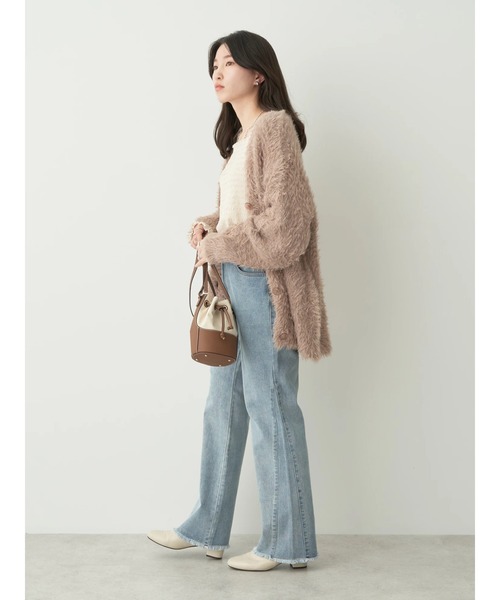 earth music&ecology（アースミュージックアンドエコロジー）の「マチ付きルーズデニムパンツ（デニムパンツ・レディース・ホワイト/ライトインディゴブルー・S/M/L）」の12枚目の写真