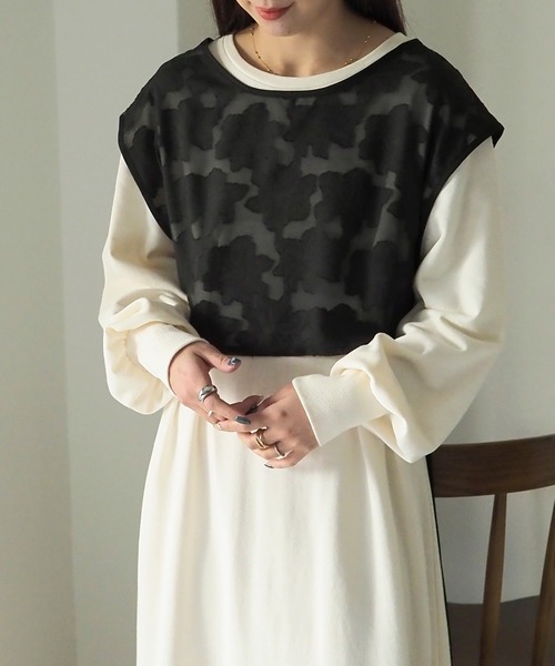 Riberry（リベリー）の「花柄ジャガード前後2WAYビスチェ（ベスト・レディース・ブラック/オフホワイト/キナリ・MEDIUM）」の12枚目の写真