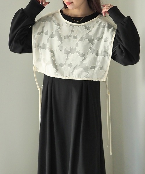 Riberry（リベリー）の「花柄ジャガード前後2WAYビスチェ（ベスト・レディース・ブラック/オフホワイト/キナリ・MEDIUM）」の5枚目の写真