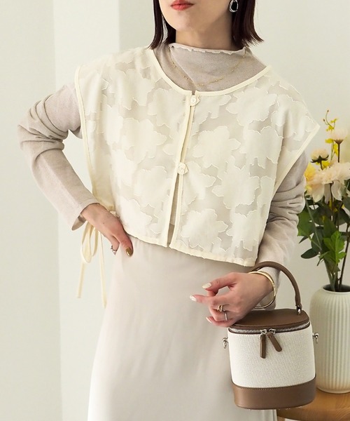 Riberry（リベリー）の「花柄ジャガード前後2WAYビスチェ（ベスト・レディース・ブラック/オフホワイト/キナリ・MEDIUM）」の16枚目の写真