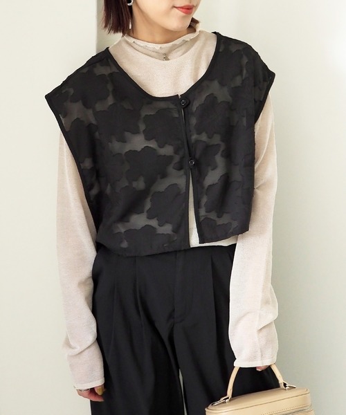 Riberry（リベリー）の「花柄ジャガード前後2WAYビスチェ（ベスト・レディース・ブラック/オフホワイト/キナリ・MEDIUM）」の21枚目の写真