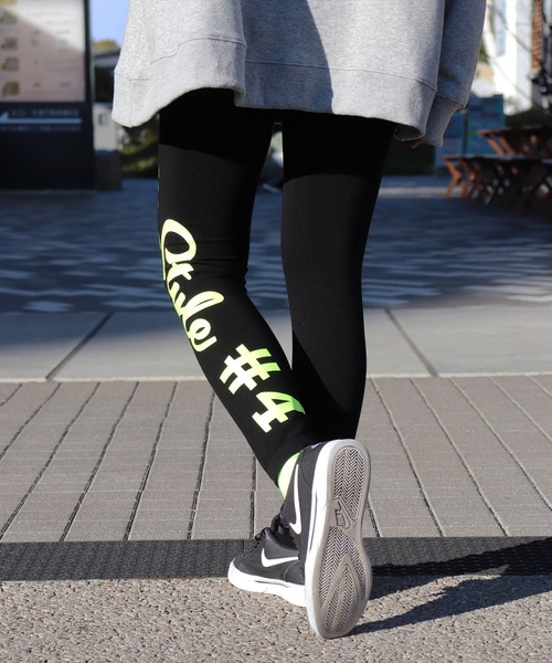 RM)【LUXE/R】ストレッチ 蛍光 筆記体 ロゴ プリント レギンス