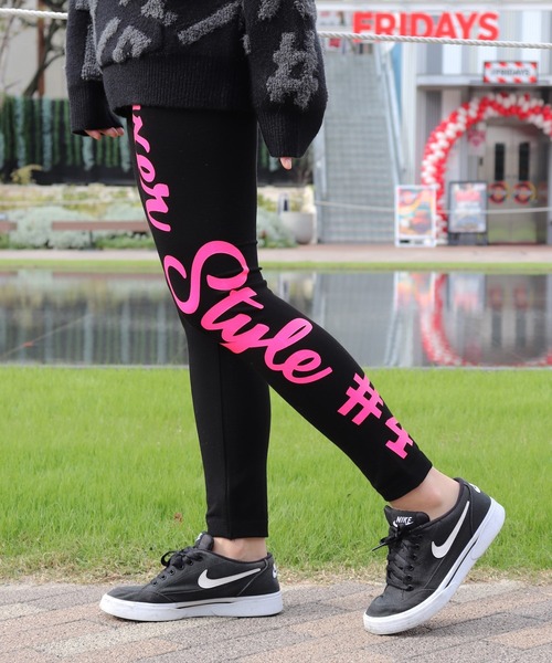 RM)【LUXE/R】ストレッチ 蛍光 筆記体 ロゴ プリント レギンス