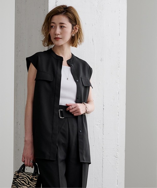 UR'S（ユアーズ）の「リネンライクノースリーブトップス（タンクトップ・レディース・グリーン系その他/サンドベージュ/ブラック/アイボリー/ブルー系その他/ダークグレー/ダークブラウン・S/M/L）」の12枚目の写真