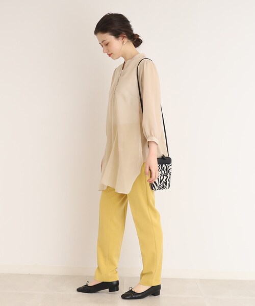 DRESKIP（ドレスキップ）の「◆お袖のボリュームが可愛い！キーネック七分袖ブラウス（チュニック・レディース・ベージュ/レモンイエロー/ネイビー・04/02/03）」の15枚目の写真