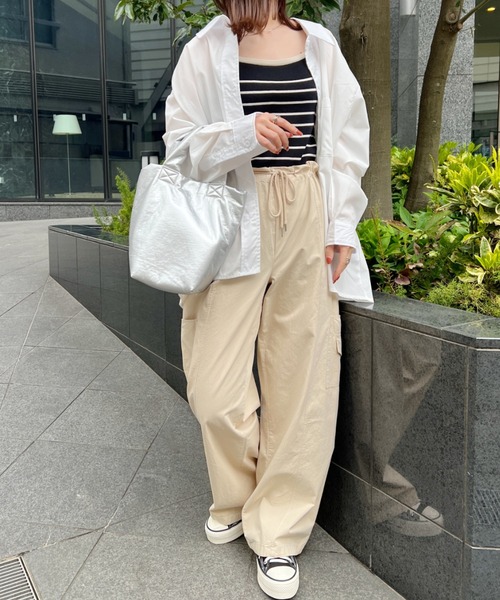 CLEA(クレア)の「メンズライク ミリタリーカーゴワイドパンツ(カーゴパンツ・レディース・ブラック/ピンク/アイボリー・FREE)」の10枚目の写真