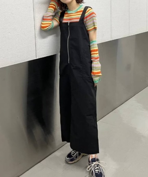 FOREVER 21（フォーエバー トゥエンティーワン）の「アームウォーマーマルチボーダーニット（ニット/セーター・レディース・ブルー/グリーン/レッド・FREE）」の5枚目の写真