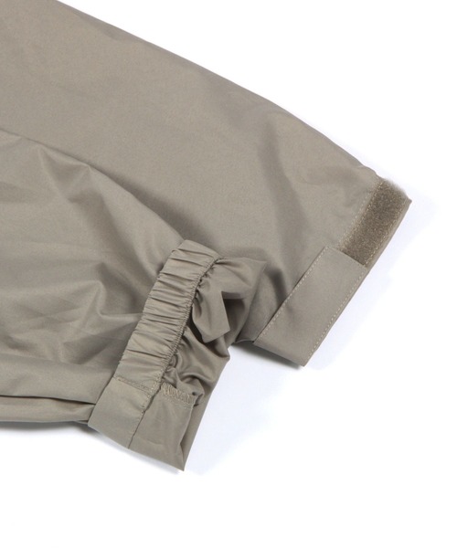 niko and...（ニコアンド）の「【CITY CREEK】レインコート（レインコート/ポンチョ・レディース・ベージュ/カーキ・0）」の12枚目の写真