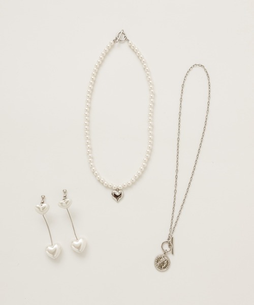 OLIVE des OLIVE（オリーブデオリーブ）の「パール×ハートネックレス　1031110030（ネックレス・レディース・シルバー・FREE）」の5枚目の写真