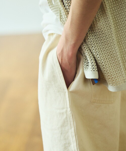 TOWNCRAFT(タウンクラフト)の「TOWN CRAFT/タウンクラフト 別注 ワンポイント イージーデニムショーツ/リラックスフィット ハーフパンツ(デニムパンツ・メンズ・オフホワイト/ブルー/ネイビー・SMALL/MEDIUM/LARGE)」の12枚目の写真