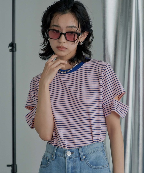 miette（ミエット）の「スリットスリーブボーダーTシャツ（Tシャツ/カットソー・レディース・ブルー/ピンク/ブラック/オフホワイト・FREE）」の4枚目の写真