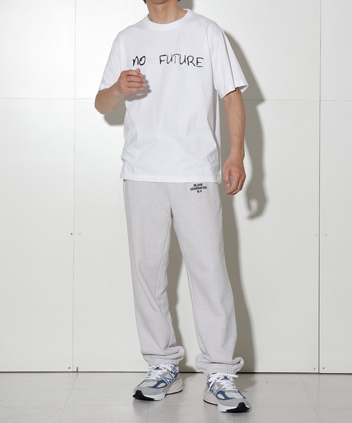 NUMBER (N)INE(ナンバーナイン)の「no FUTURE DREAM......... T-SHIRT(Tシャツ/カットソー・メンズ・ホワイト/ブラック・2/4/3)」の4枚目の写真