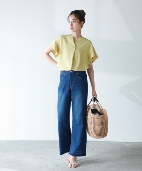 M.deux（エムドゥ）の「〔フロントタックブラウス〕（シャツ/ブラウス・レディース・ライトグリーン/イエロー/オフホワイト・MEDIUM）」の6枚目の写真