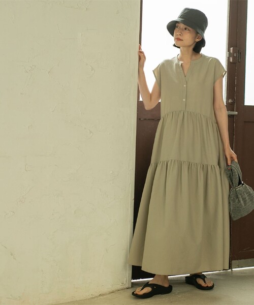 coen（コーエン）の「【WEB限定】シアサッカーティアードワンピース（ワンピース・レディース・ダークグレー/ライトブルー/ベージュ・M/L）」の4枚目の写真