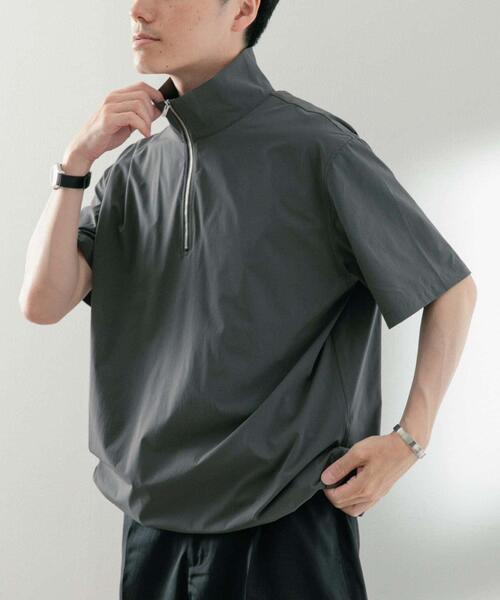 ITEMS URBANRESEARCH(アイテムズ アーバンリサーチ)の「シルキーナイロンハーフZIP多機能トップス(Tシャツ/カットソー・メンズ・ネイビー/チャコールグレー/ブラック・MEDIUM/LARGE)」の5枚目の写真