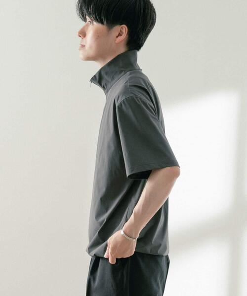 ITEMS URBANRESEARCH(アイテムズ アーバンリサーチ)の「シルキーナイロンハーフZIP多機能トップス(Tシャツ/カットソー・メンズ・ネイビー/チャコールグレー/ブラック・MEDIUM/LARGE)」の8枚目の写真