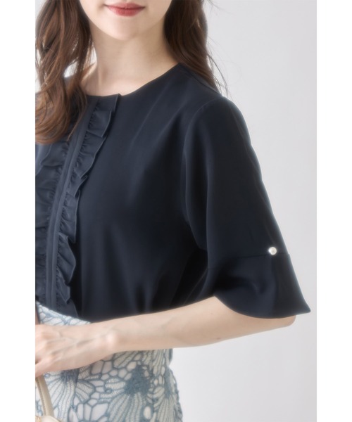 tocco closet（トッコ　クローゼット）の「パール付きフレアスリーブフロントフリルブラウス（シャツ/ブラウス・レディース・ネイビー/オフホワイト・M）」の19枚目の写真