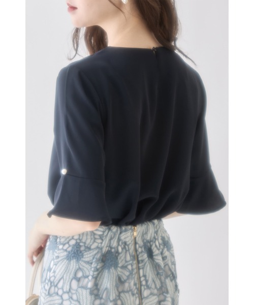 tocco closet（トッコ　クローゼット）の「パール付きフレアスリーブフロントフリルブラウス（シャツ/ブラウス・レディース・ネイビー/オフホワイト・M）」の16枚目の写真