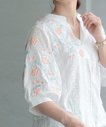 花刺繍コットンシャツブラウス