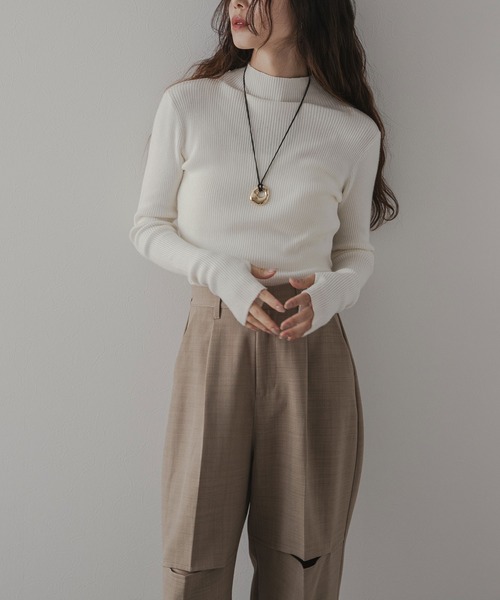 rectangle（レクタングル）の「リブタートルニット（ニット/セーター・レディース・ネイビー/オフホワイト/ブラック/杢グレー・FREE）」の2枚目の写真