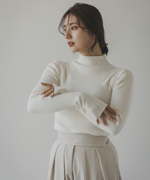 rectangle（レクタングル）の「リブタートルニット（ニット/セーター・レディース・ネイビー/オフホワイト/ブラック/杢グレー・FREE）」の7枚目の写真