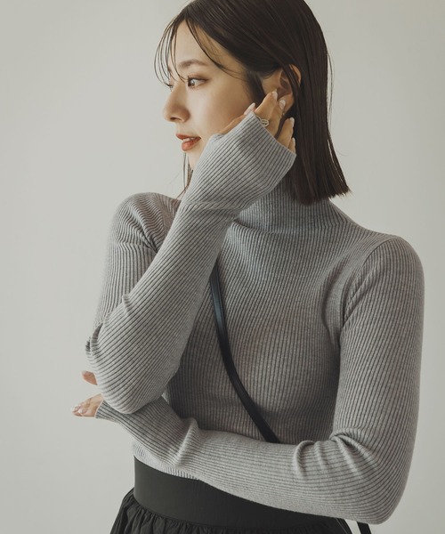 rectangle（レクタングル）の「リブタートルニット（ニット/セーター・レディース・ネイビー/オフホワイト/ブラック/杢グレー・FREE）」の17枚目の写真