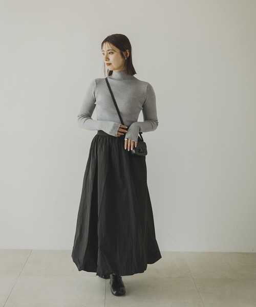 rectangle（レクタングル）の「リブタートルニット（ニット/セーター・レディース・ネイビー/オフホワイト/ブラック/杢グレー・FREE）」の19枚目の写真