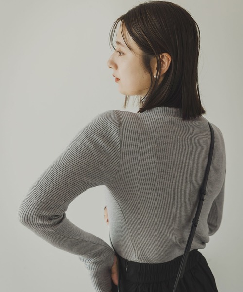 rectangle（レクタングル）の「リブタートルニット（ニット/セーター・レディース・ネイビー/オフホワイト/ブラック/杢グレー・FREE）」の20枚目の写真